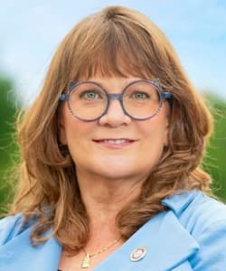 Karen Simpson